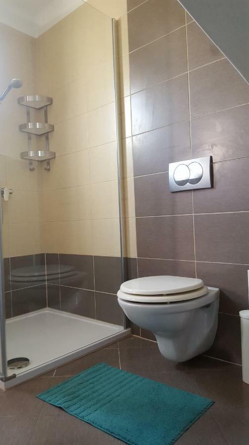 Dora Hotel Njivice Luaran gambar