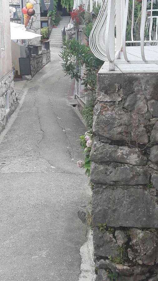 Dora Hotel Njivice Luaran gambar
