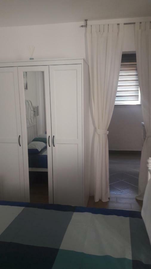 Dora Hotel Njivice Luaran gambar